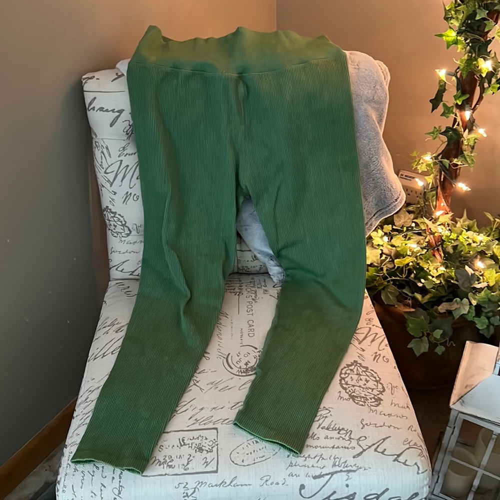 AERIE Offline 7/8 Legging Hi-Rise Ribbed Apple Green XL